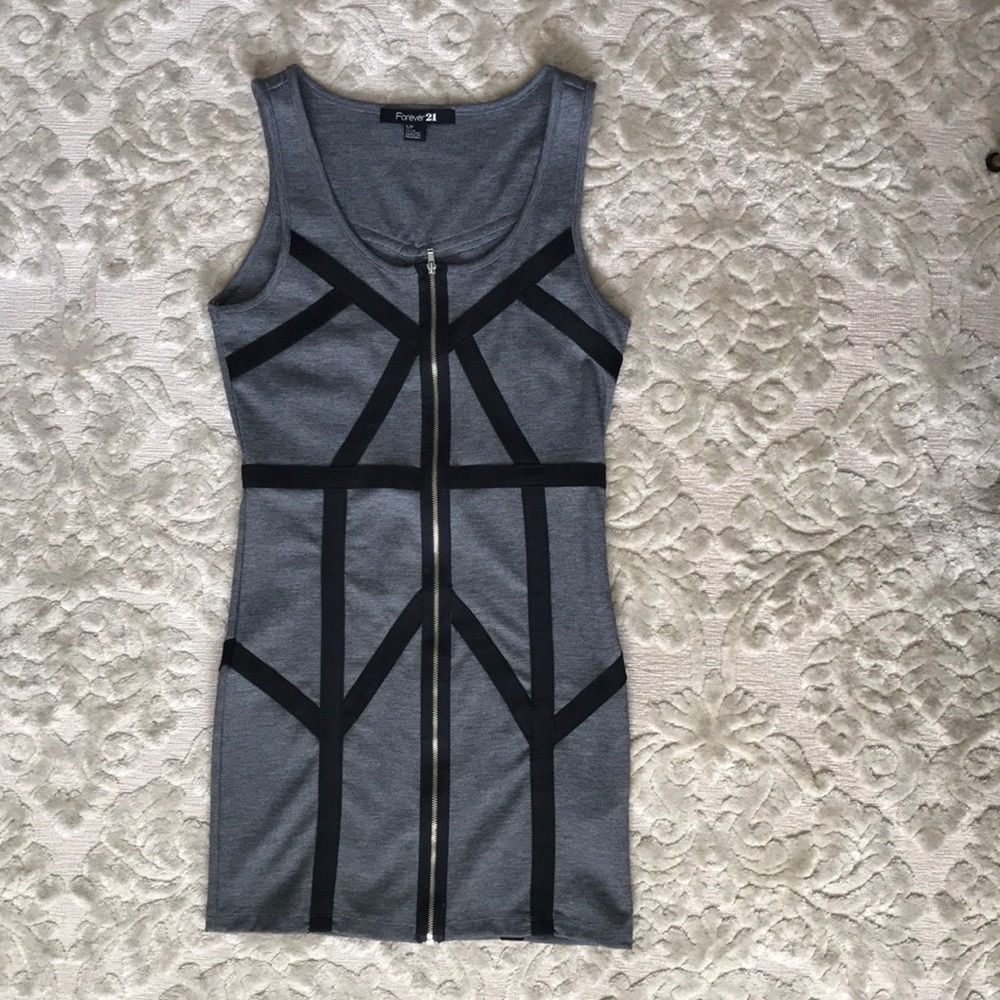 Black/grey fitted bandage party dress with zipper